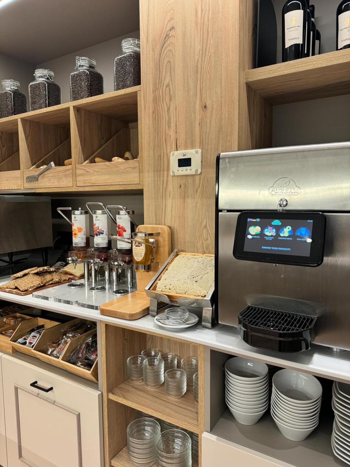 罗曼蒂克度假酒店